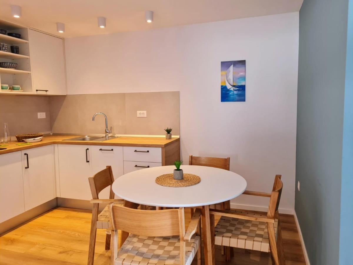 Beachfront Comfort Apartments Sinajko بودغورا المظهر الخارجي الصورة