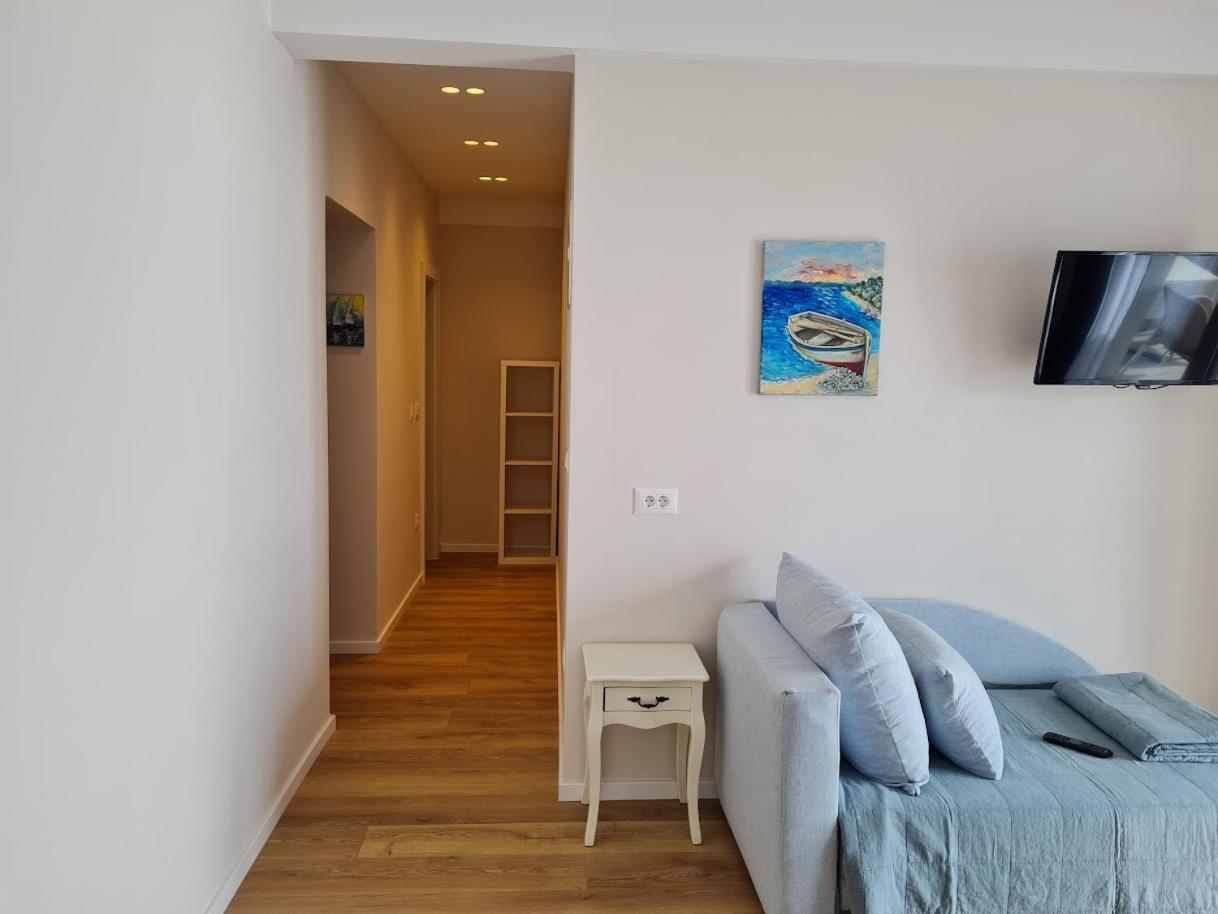 Beachfront Comfort Apartments Sinajko بودغورا المظهر الخارجي الصورة